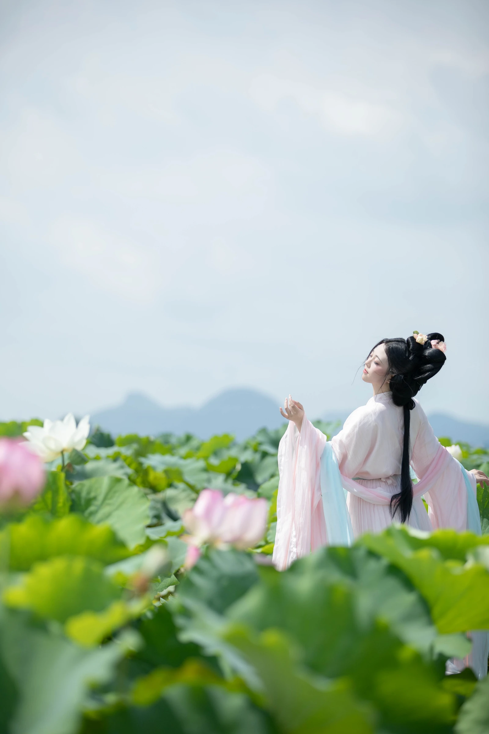 [YITUYU]艺图语-2024.10.19-别有娉婷-谨陬捌-[23P-258MB]-3.webp